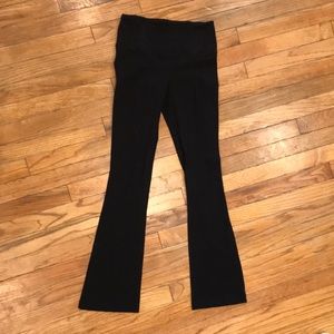 Lululemon pants with slimming panel - G103